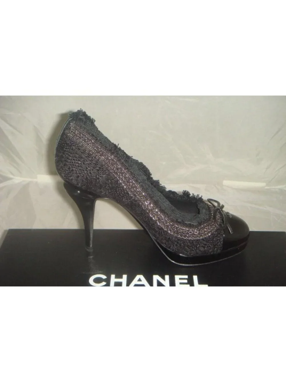 Chanel Black Tweedy Interlocking CC Logo Platform Pumps Size 37.5 New In Box